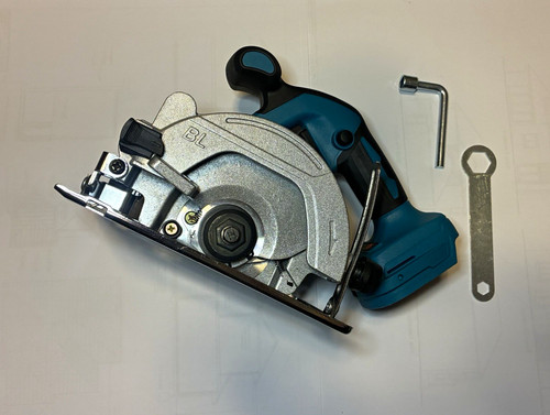 Makita dss501 18v ion - makita,